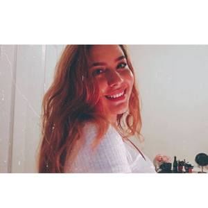 Meet your Posher, Angie